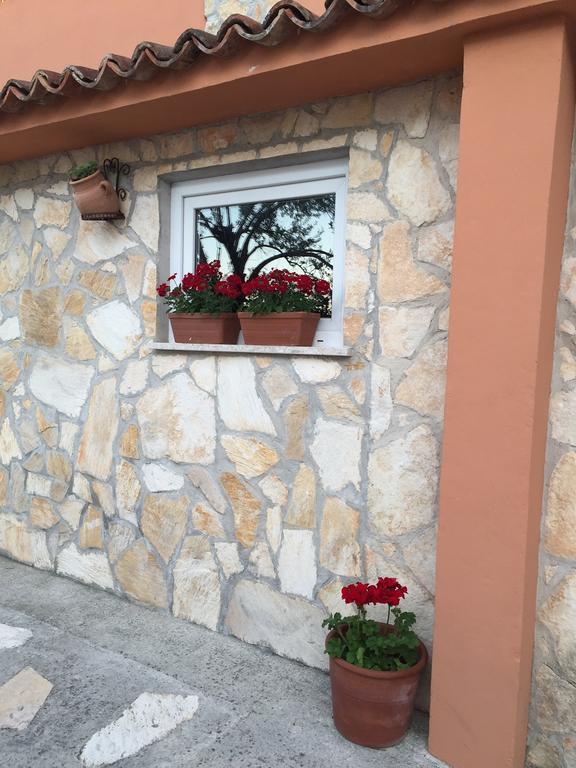 Guesthouse Tariba Supetarska Draga Exterior foto